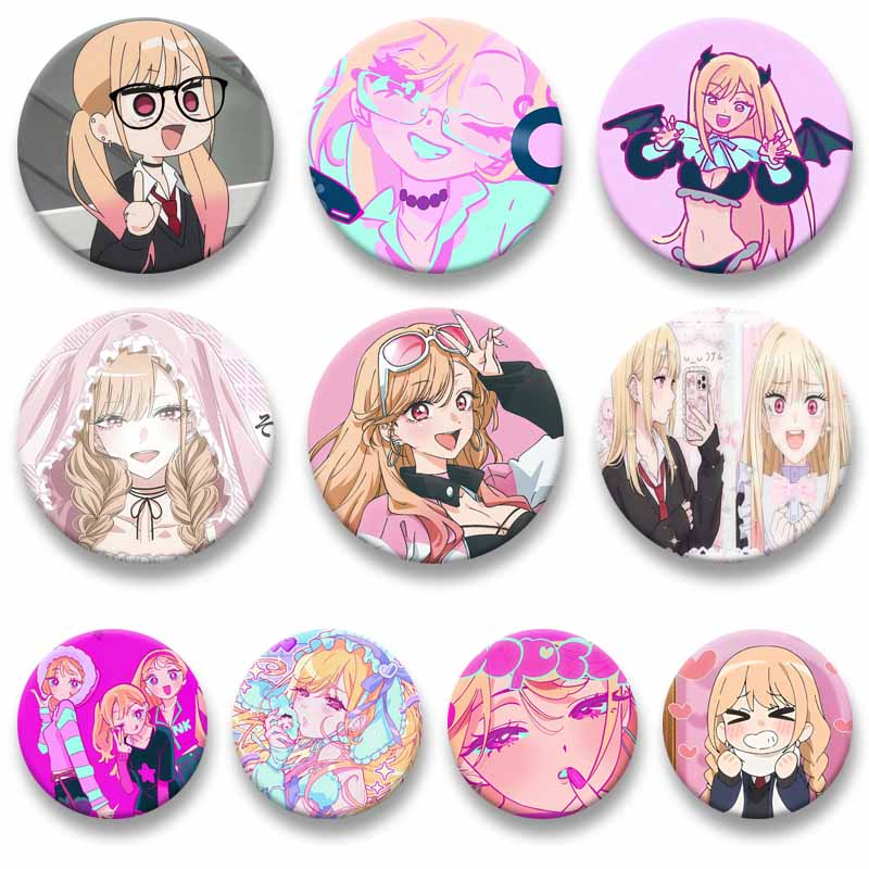 Anime Cosplay Idea - Niedliche Anime-Figur Kitagawa M-Marin Emaille-Anstecknadel Cartoon
